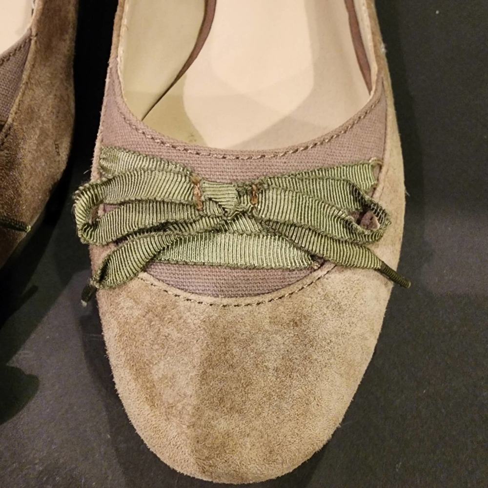 SEYCHELLES Special Edition Taupe Suede Leather Flats SIZE 10M - Picture 3 of 14